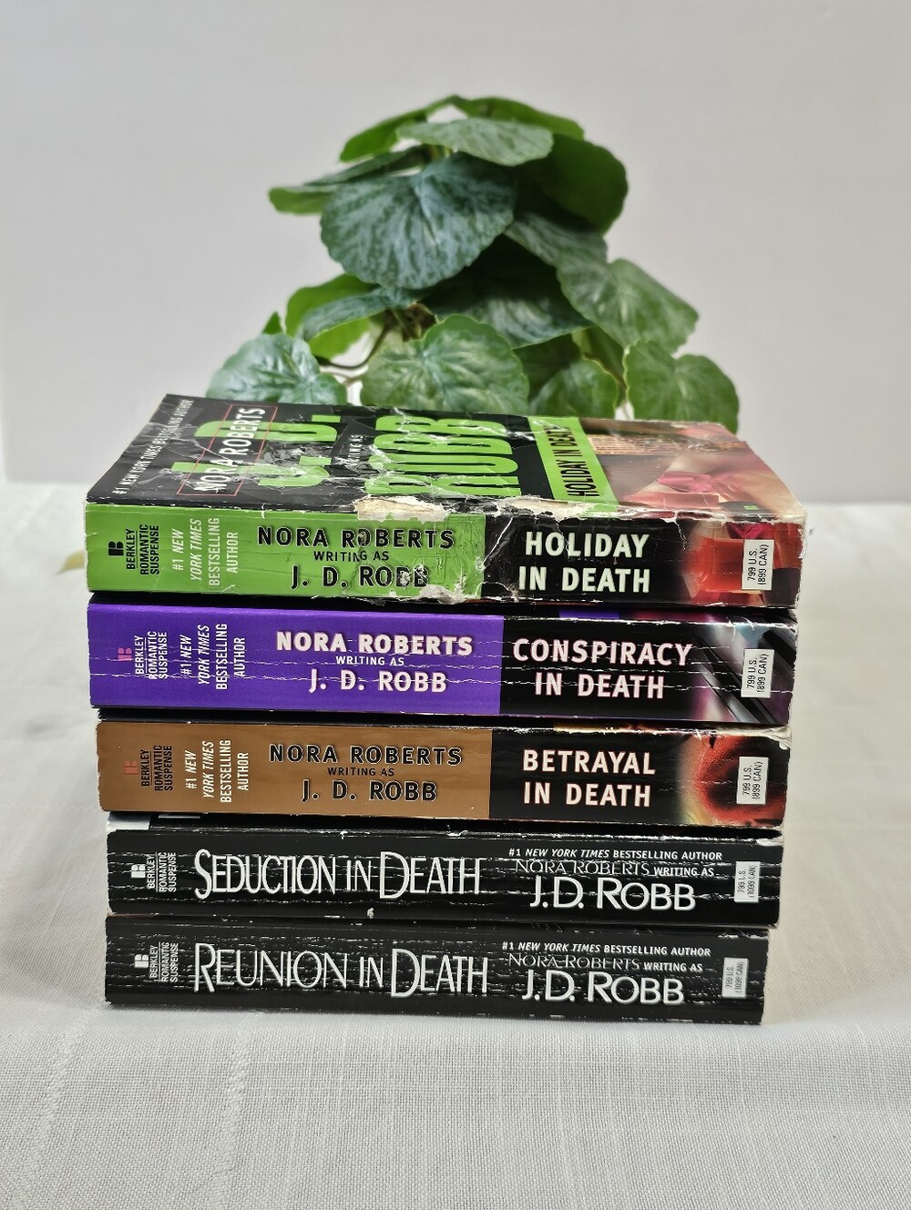 Set Of 5 Nora Roberts / J.D. Robb In Death Paperback Book Lot